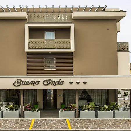ホテル Buena Onda